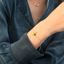 Cargar imagen en el visor de la galería, Queen Bee Bracelet
